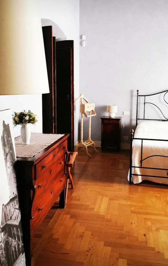 B&B Dimora Delle Donnole Bergamo Alta Eksteriør billede