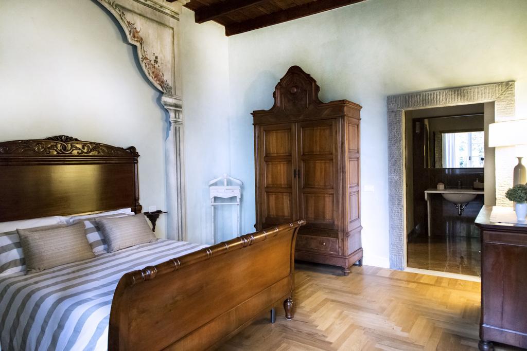 B&B Dimora Delle Donnole Bergamo Alta Værelse billede