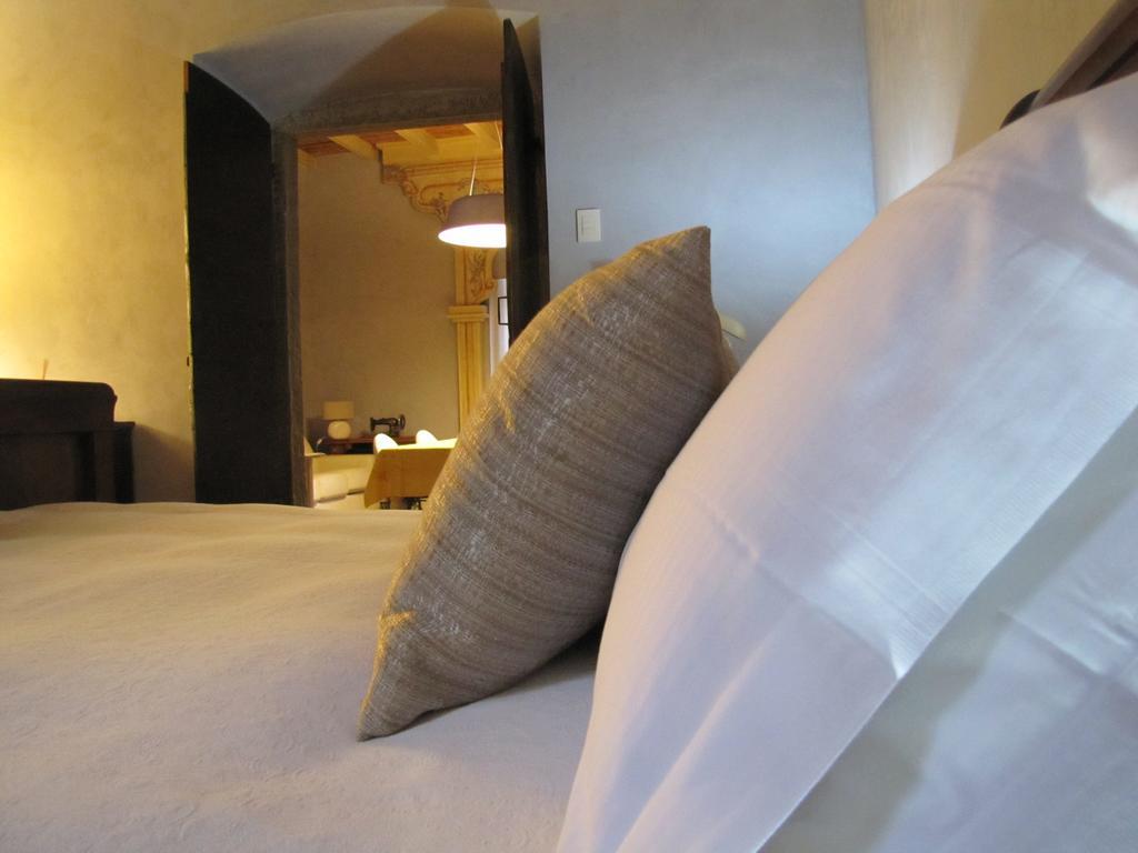 B&B Dimora Delle Donnole Bergamo Alta Eksteriør billede